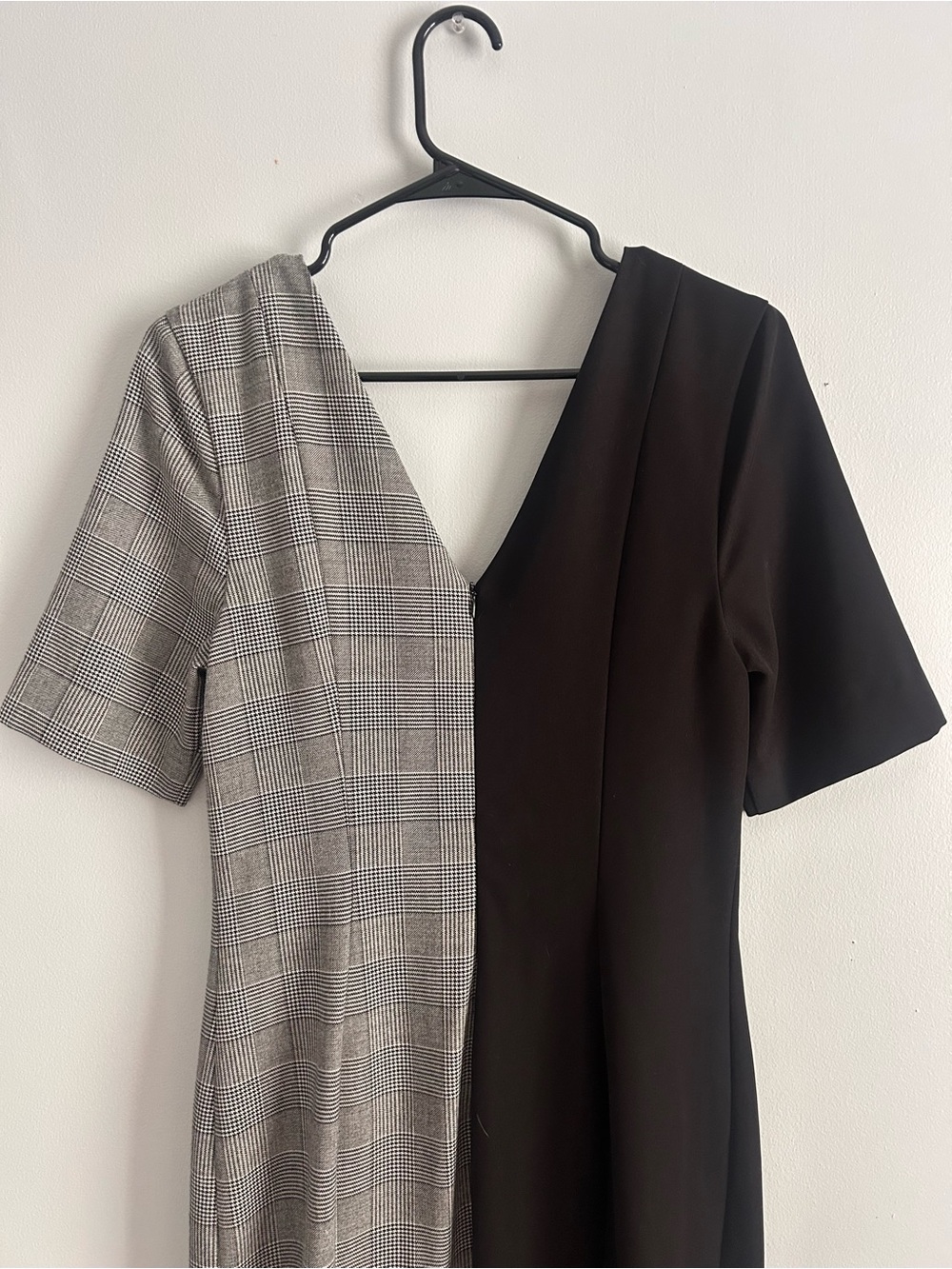 Fame and Partners Two-Tone Midi Dress | Size 6 - Picture 4 of 7